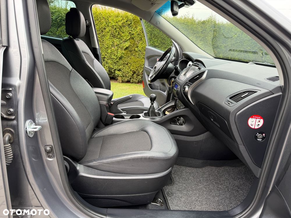 Hyundai ix35 blue 1.6 2WD Finale Gold - 29