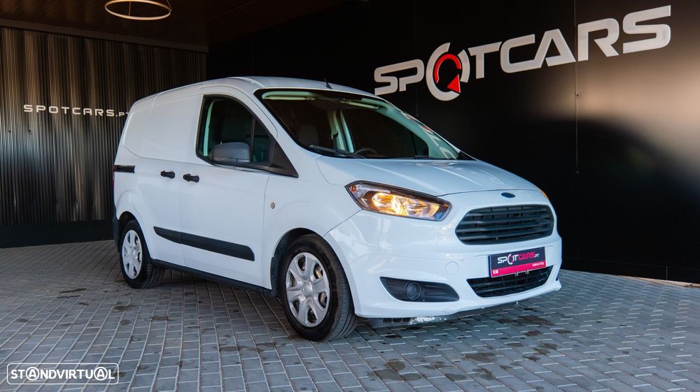Ford Tourneo Courier 1.5 TDCi Ambiente - 3