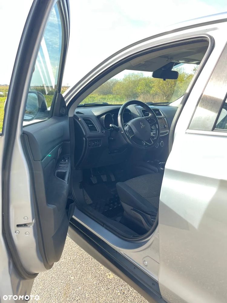 Mitsubishi ASX 1.6 Cool Edition - 12