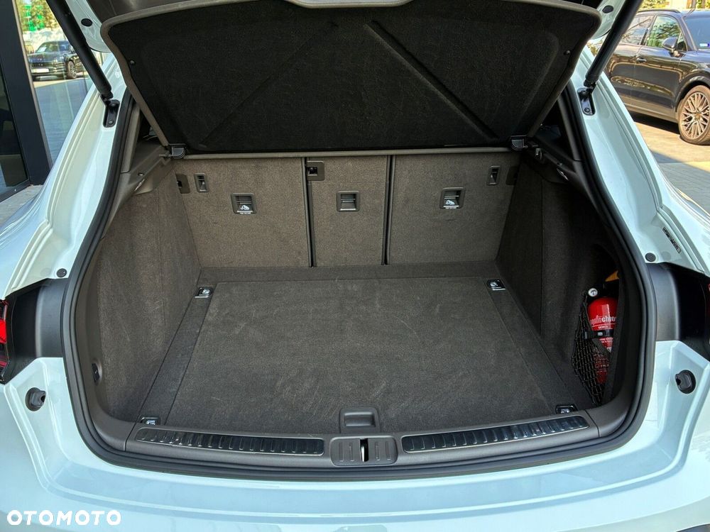 Porsche Macan - 41