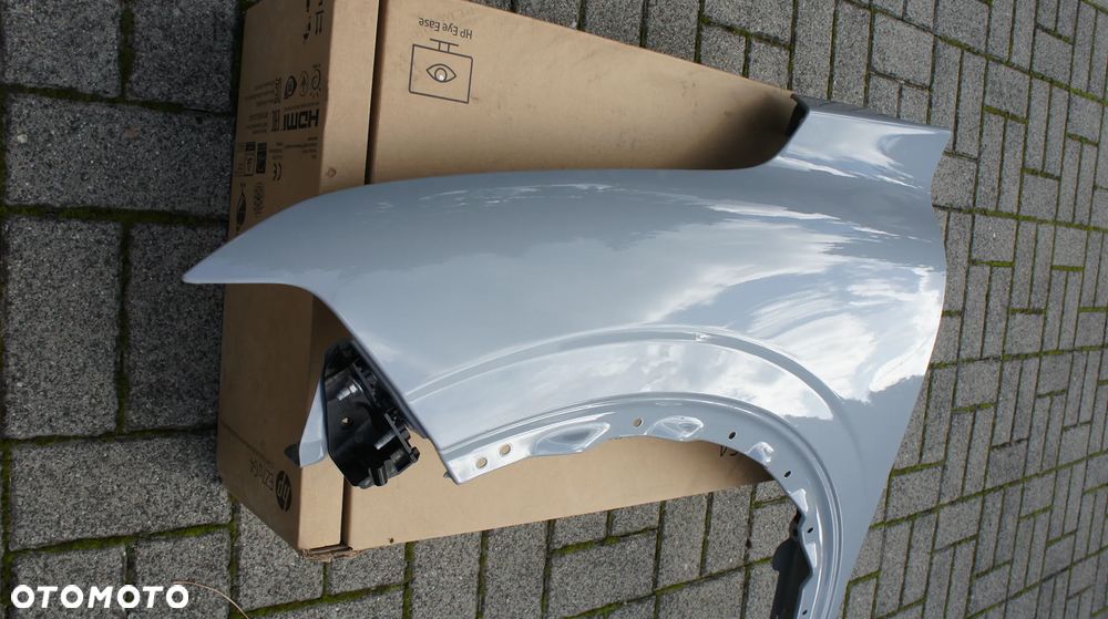 PRZEDNI LEWY BŁOTNIK RENAULT MEGANE E-TECH - 2