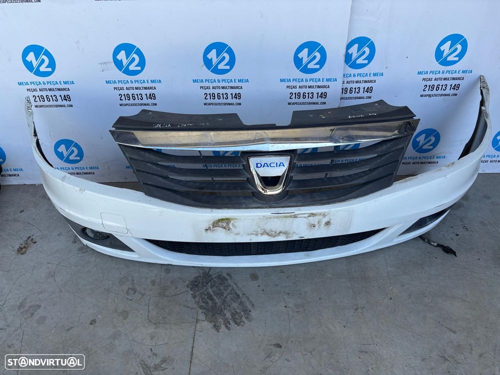 Parachoques da Frente Dacia Logan de 2008 - 1