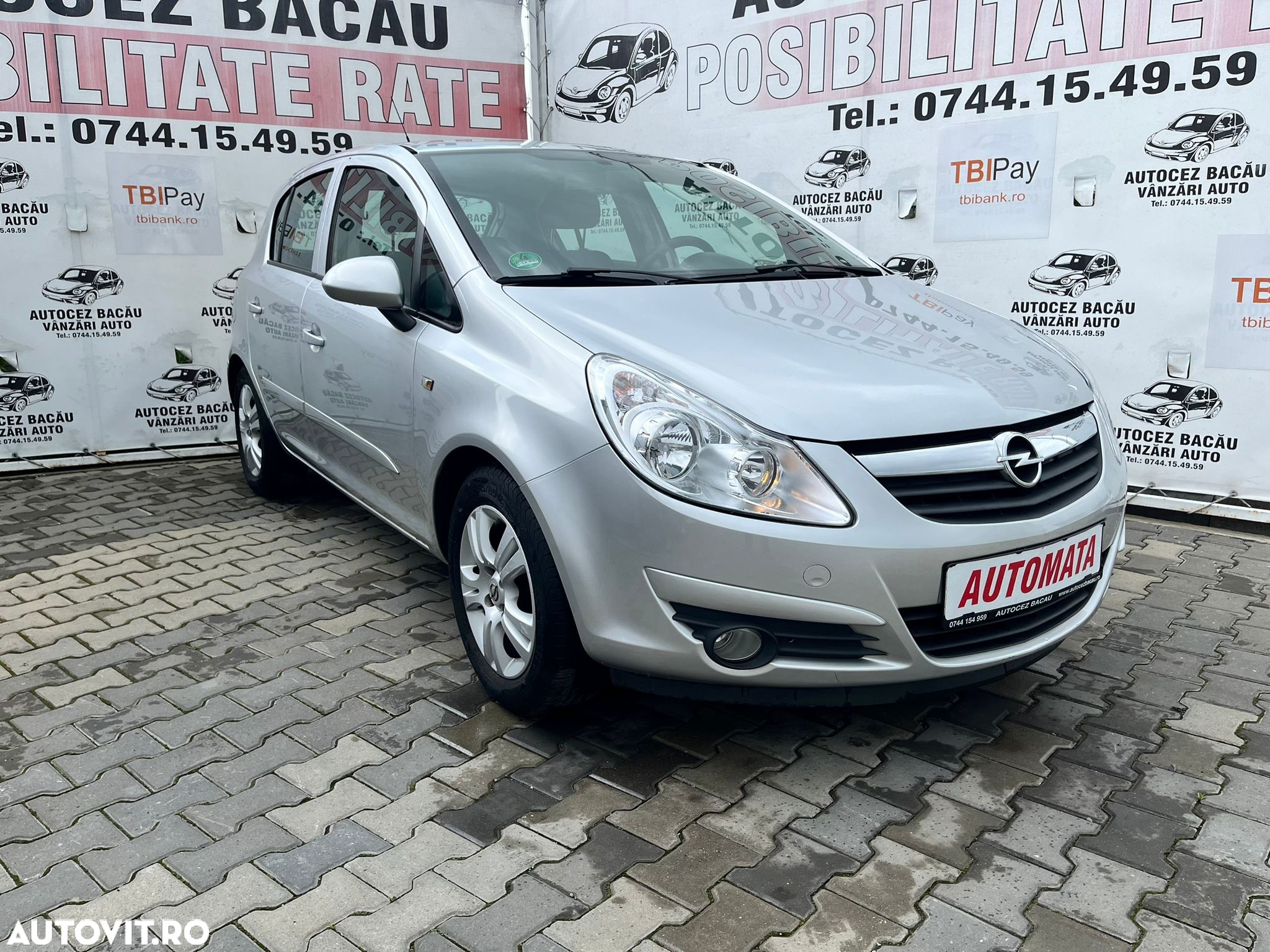 Opel Corsa 1.2i Easytronic Cosmo - 8