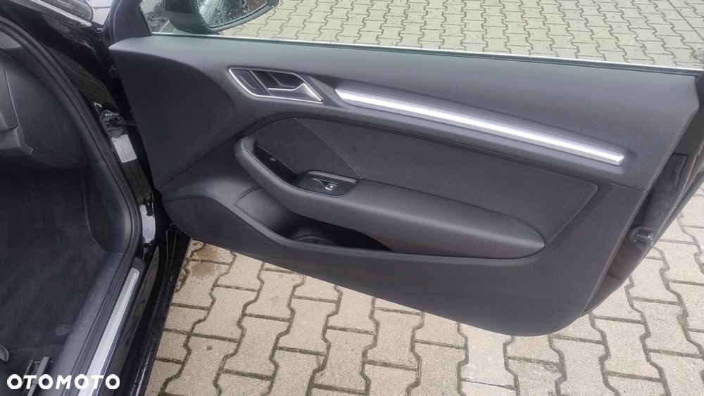 Audi A3 3-drzwiowe 1.6 TDI S tronic sport - 10