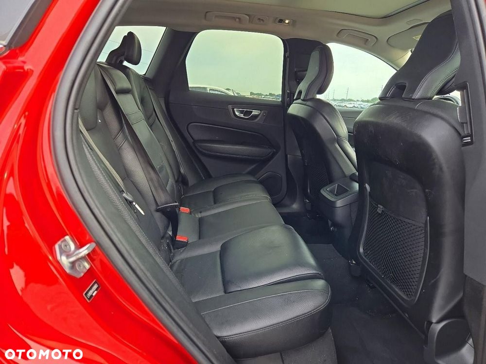 Volvo XC 60 T5 AWD Inscription - 10