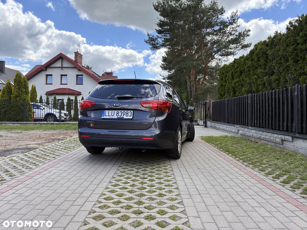 Kia Ceed - 5