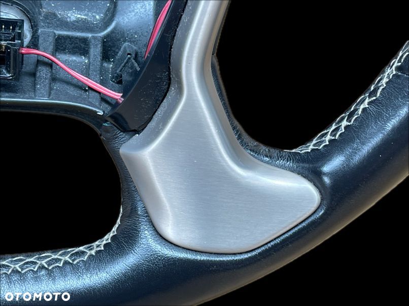 P8 GMC YUKON XL DENALI IV 2015 - KIEROWNICA MULTIFUNKCJA 84483789 - 7