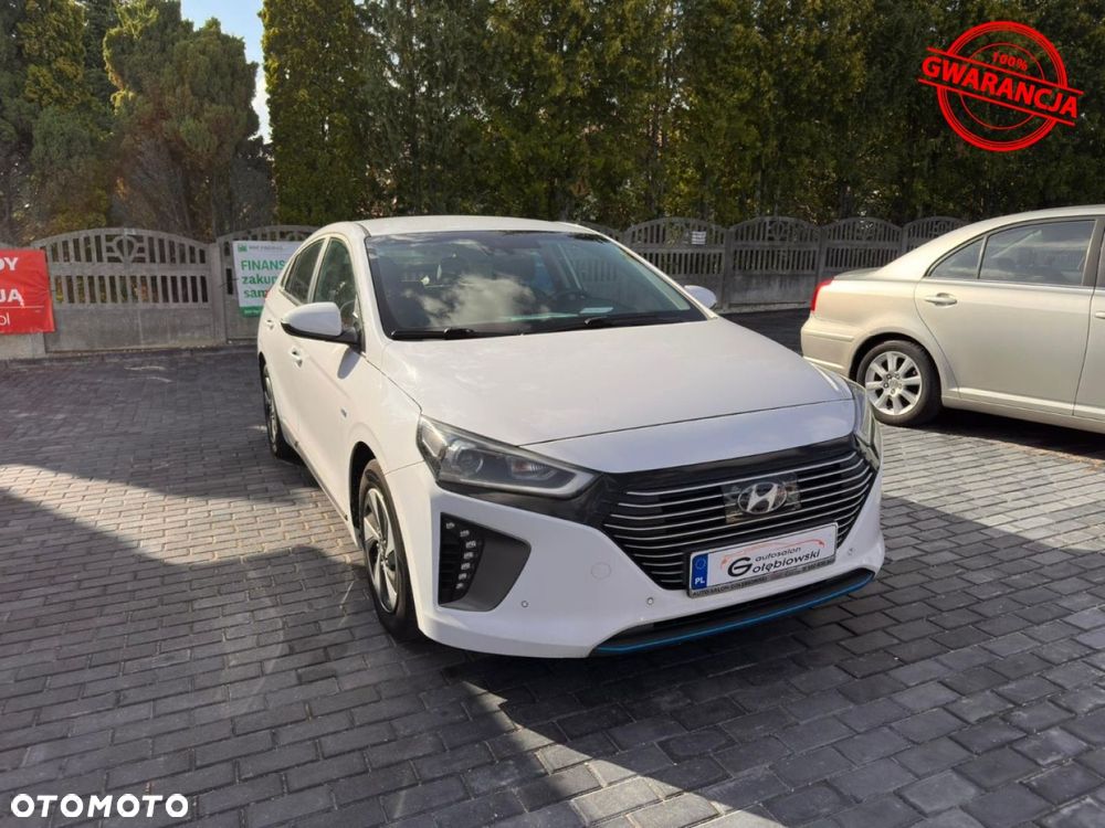 Hyundai IONIQ - 13