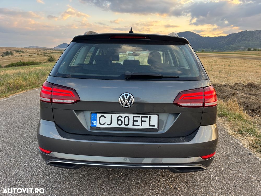 Volkswagen Golf 1.6 TDI SCR Comfortline - 11