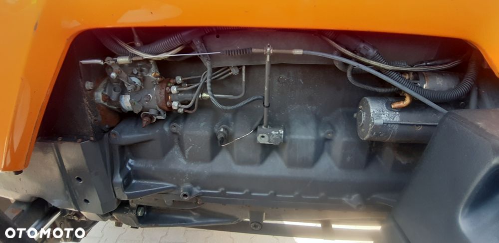 Renault Ares 640 RZ - 8