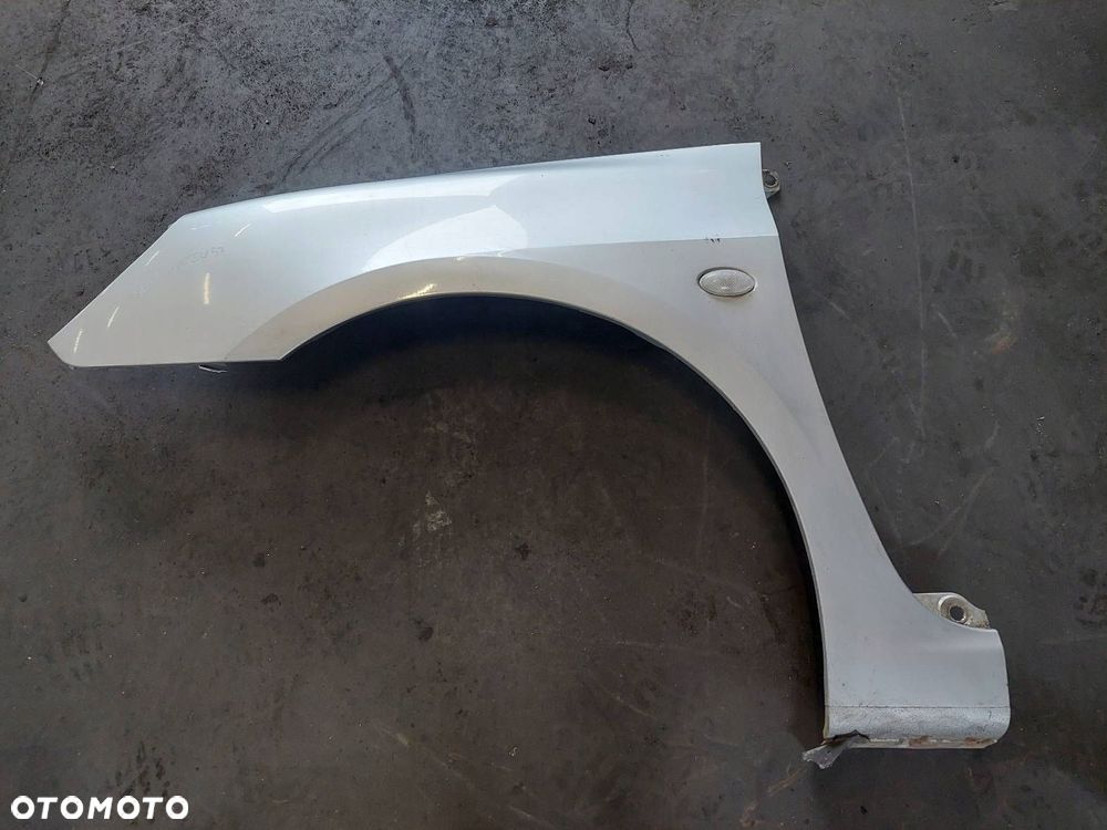 BŁOTNIK LEWY PRZÓD PEUGEOT 307 I EZRC - 1