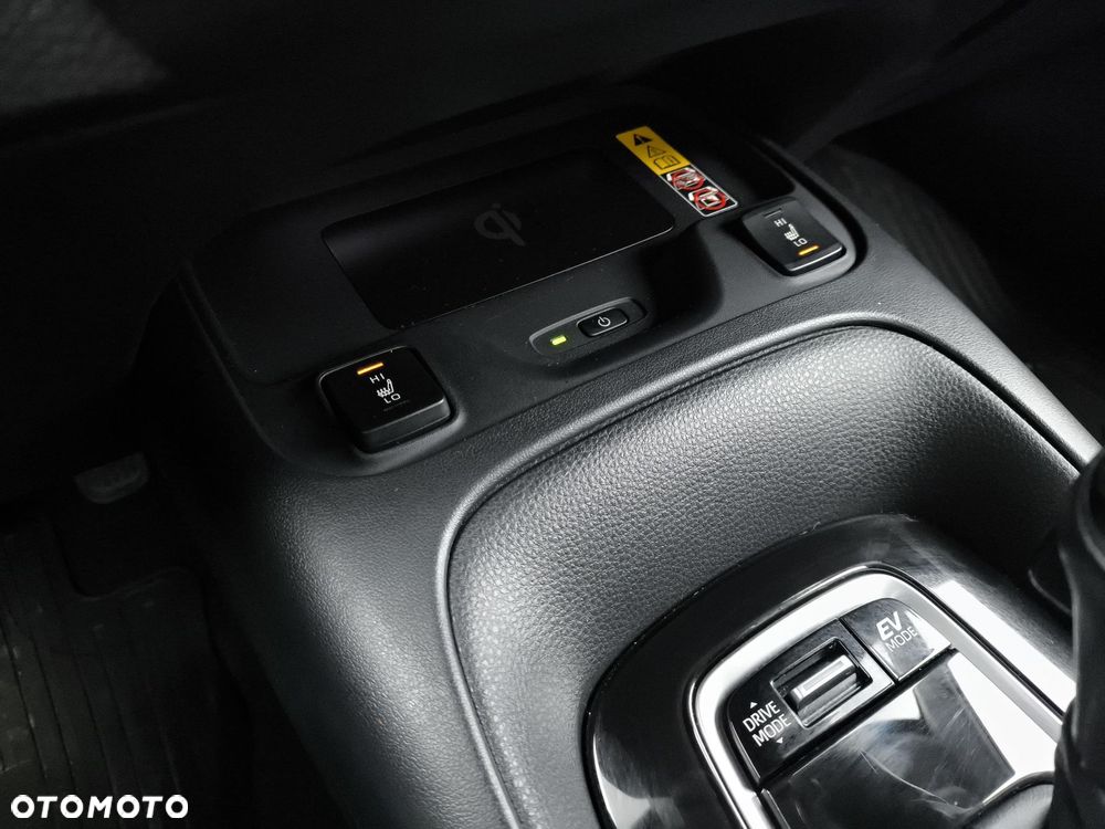 Toyota Corolla 1.8 Hybrid Style - 25