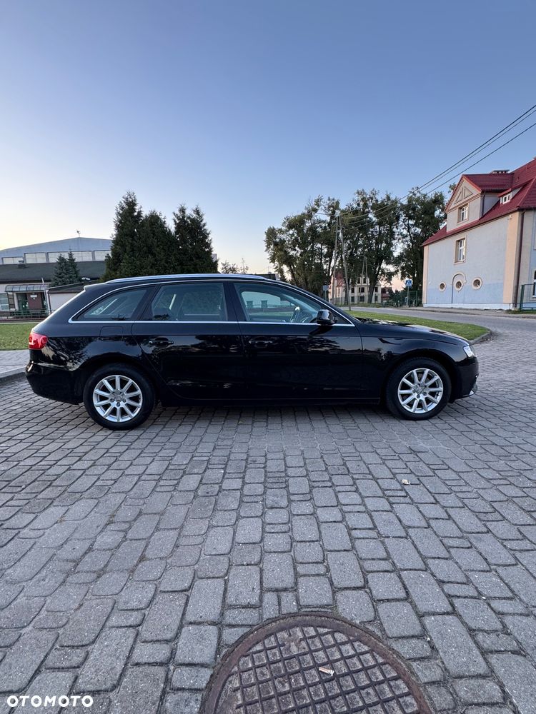 Audi A4 Avant - 9