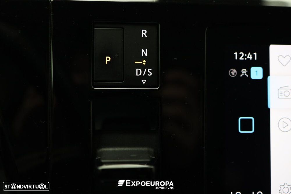 VW Multivan 2.0 TDI Life DSG - 27