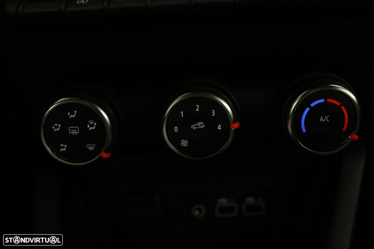 Renault Clio 1.0 TCe Evolution Bi-Fuel - 12