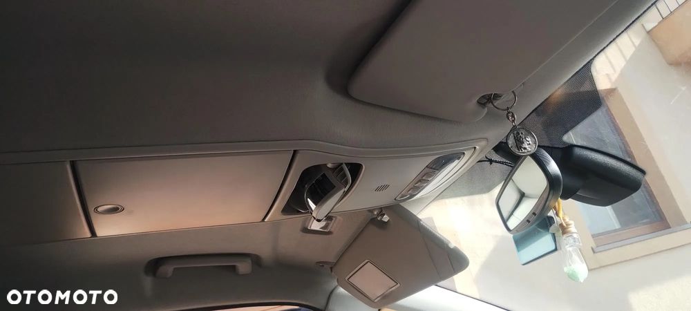 Ford Galaxy 2.3 Ghia - 20