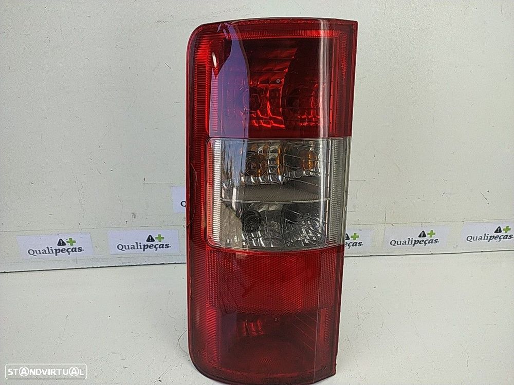 Farolim Tras Esquerdo Painel Stop Ford Transit Connect (P65_, P70_, P8 - 1