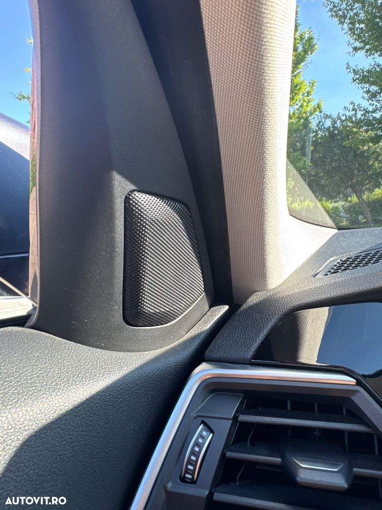 BMW Seria 3 330e iPerformance AT Sport Line - 11