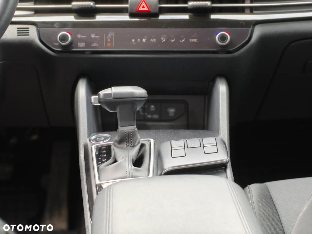 Kia Sportage 1.6 T-GDI M 2WD DCT - 19