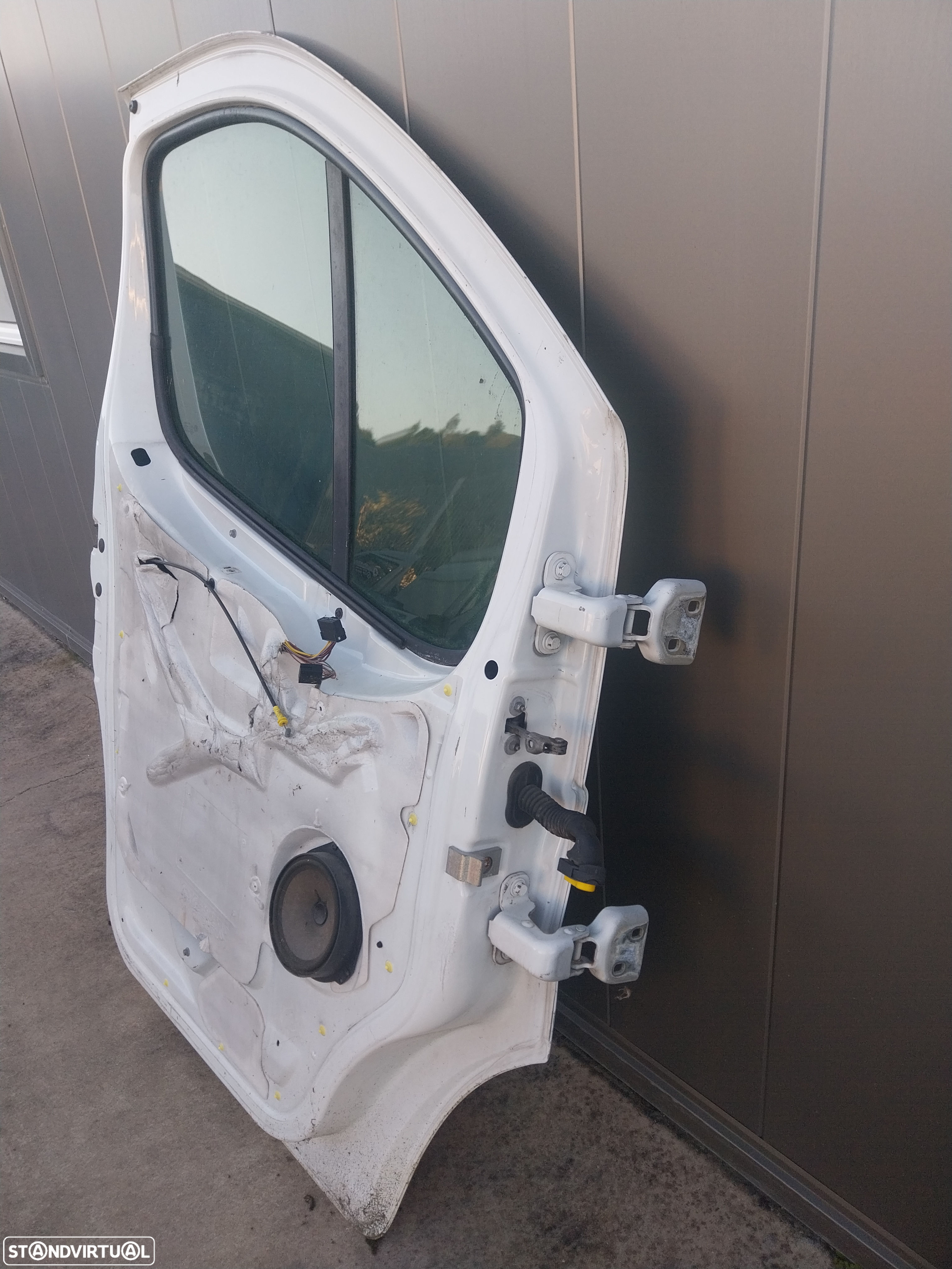 Porta Renault frente esquerda Trafic 2.0 dci ano 2011 - 3