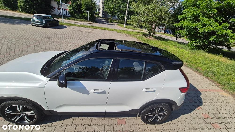 Volvo XC 40 T3 R-Design - 10