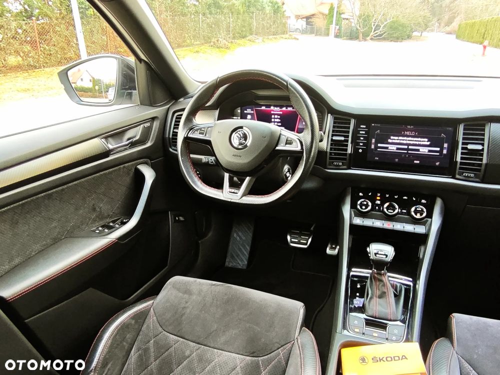 Skoda Kodiaq 2.0 Bi-TDI 4x4 RS DSG 7os - 13