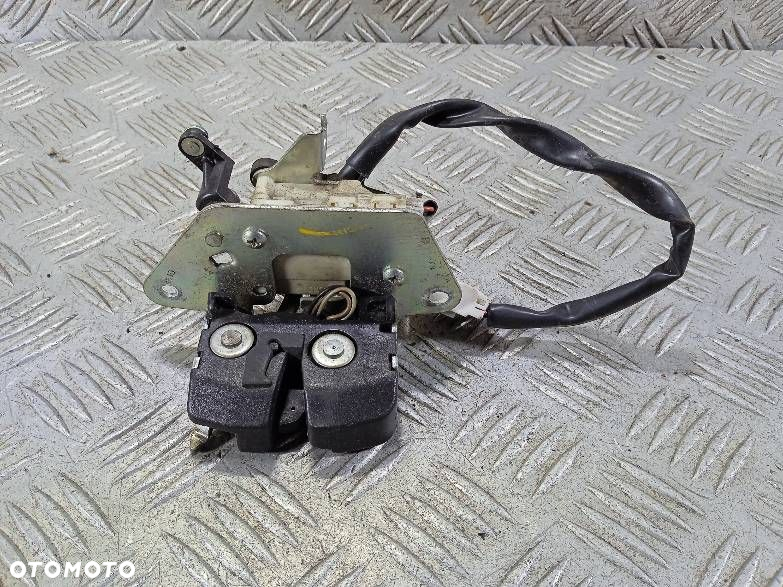 ZAMEK KLAPY FIAT LINEA - 2