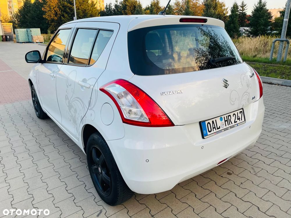 Suzuki Swift 1.2 4x4 Club - 3