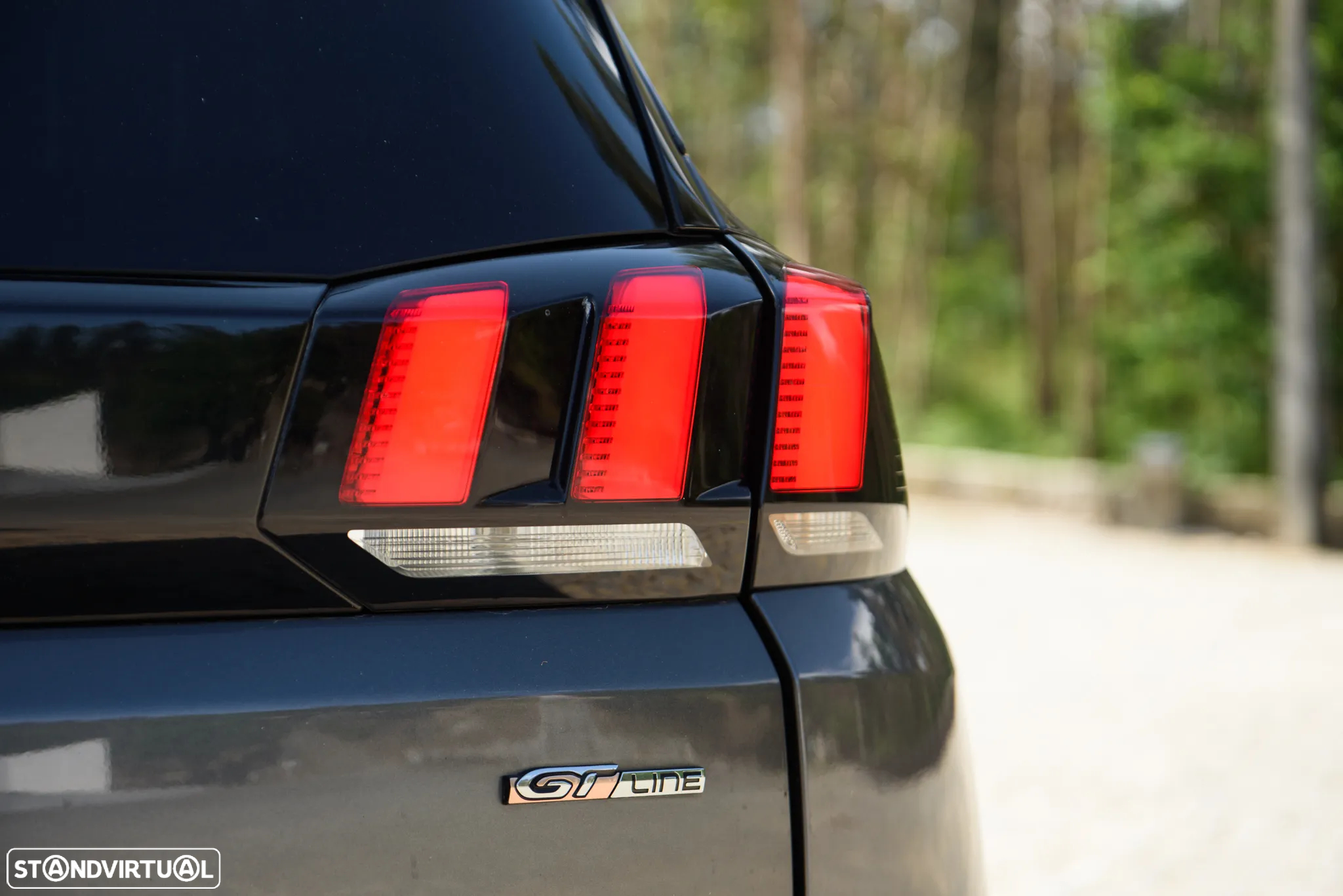 Peugeot 5008 1.5 BlueHDi GT Line EAT8 - 17