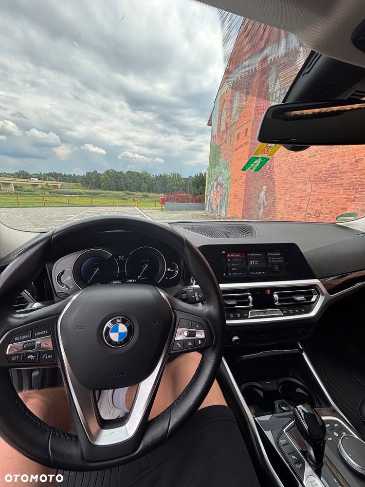BMW Seria 3 - 23