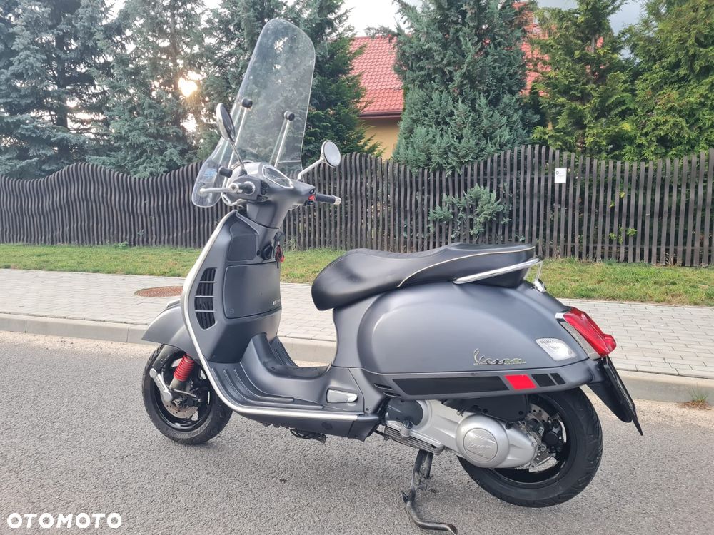 Piaggio Vespa - 4