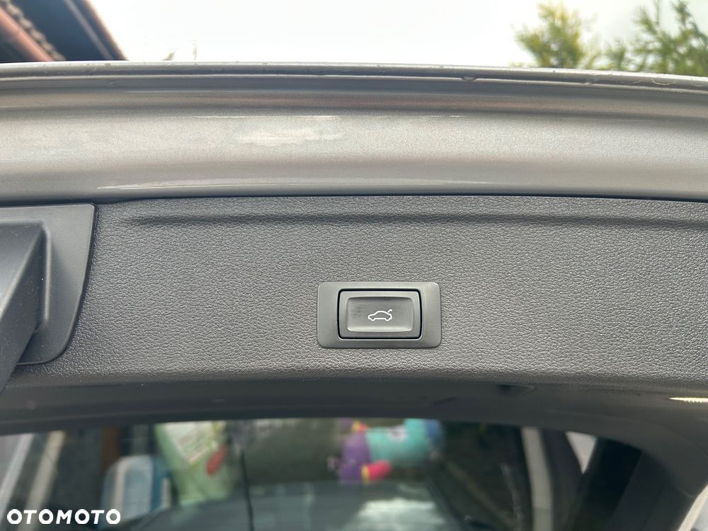 Audi A4 Avant 40 TDI S tronic - 21