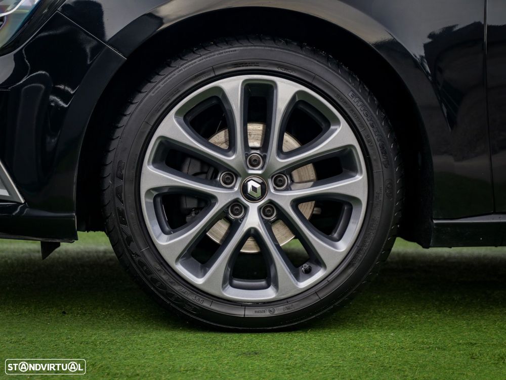 Renault Mégane 1.5 dCi GT Line SS - 13