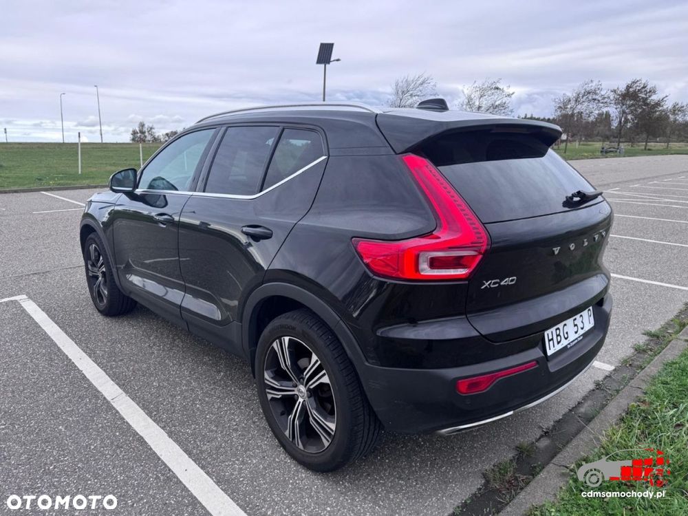 Volvo XC 40 - 5