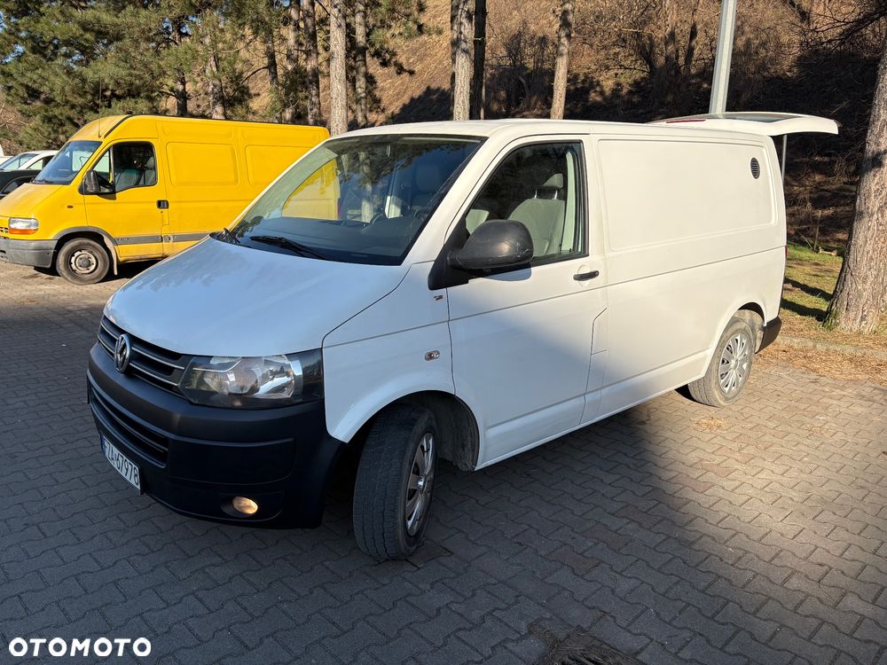 Volkswagen T5 - 22