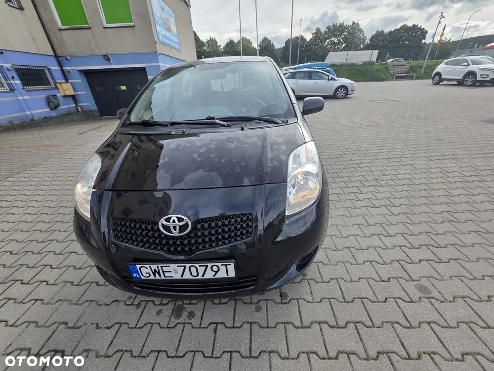 Toyota Yaris 1.3 Luna Premium - 3