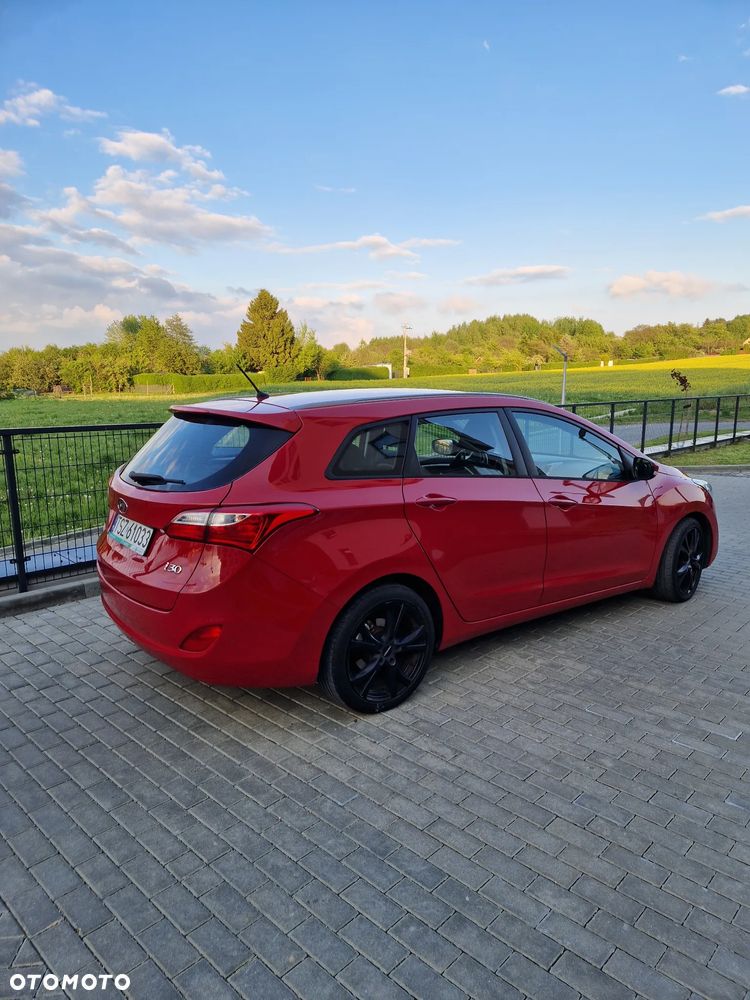 Hyundai i30 1.6 CRDi Classic - 10