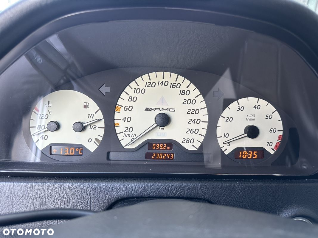 Mercedes-Benz Klasa C 43 T AMG - 10