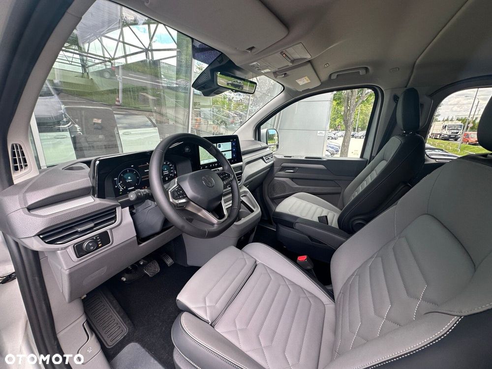 Volkswagen Nowa Caravelle Caravelle Style silnik: 2,0 l TDI 170 KM / skrzynia biegów: 8-biegowa automatyczna rozstaw osi: 3500 mm - 10