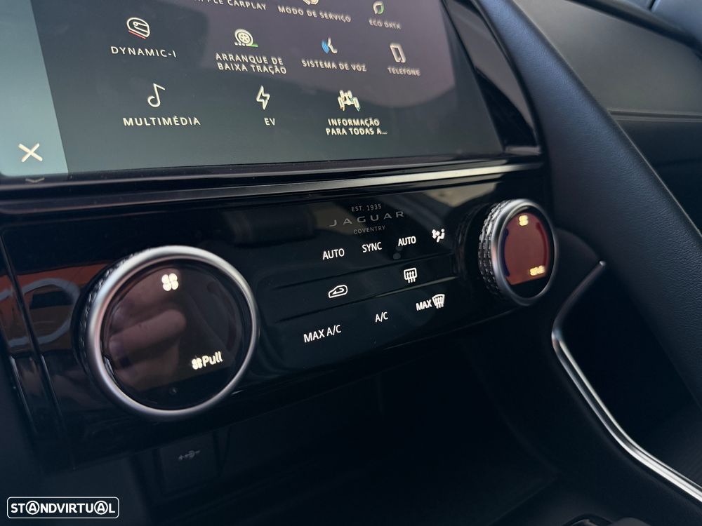 Jaguar E-Pace 1.5 P300e R-Dynamic HSE AWD Aut. - 29