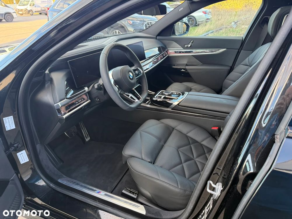 BMW Seria 7 740d xDrive mHEV sport - 9