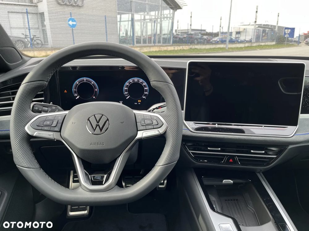 Volkswagen Passat - 22