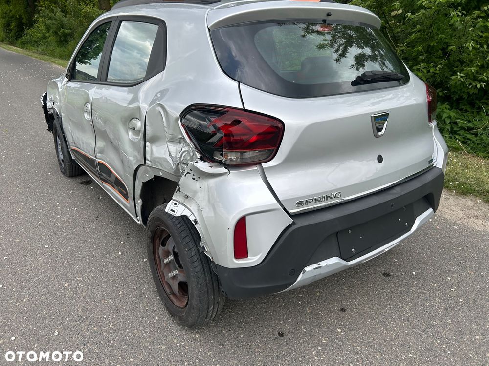 Dacia Spring - 4