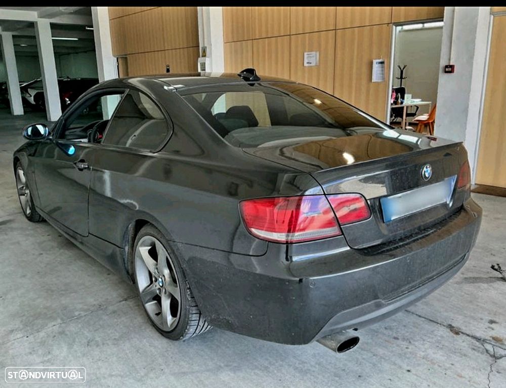 BMW 320 d Coupe - 2
