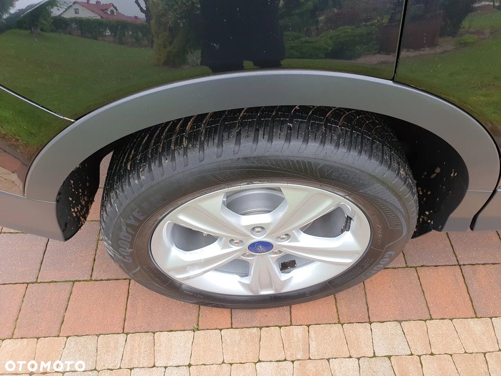 Ford Kuga 2.0 TDCi 4x4 SYNC - 37