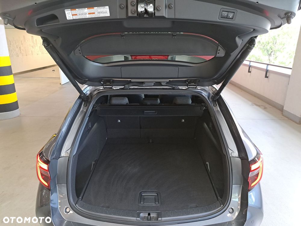 Toyota Corolla 1.8 Hybrid Style - 14
