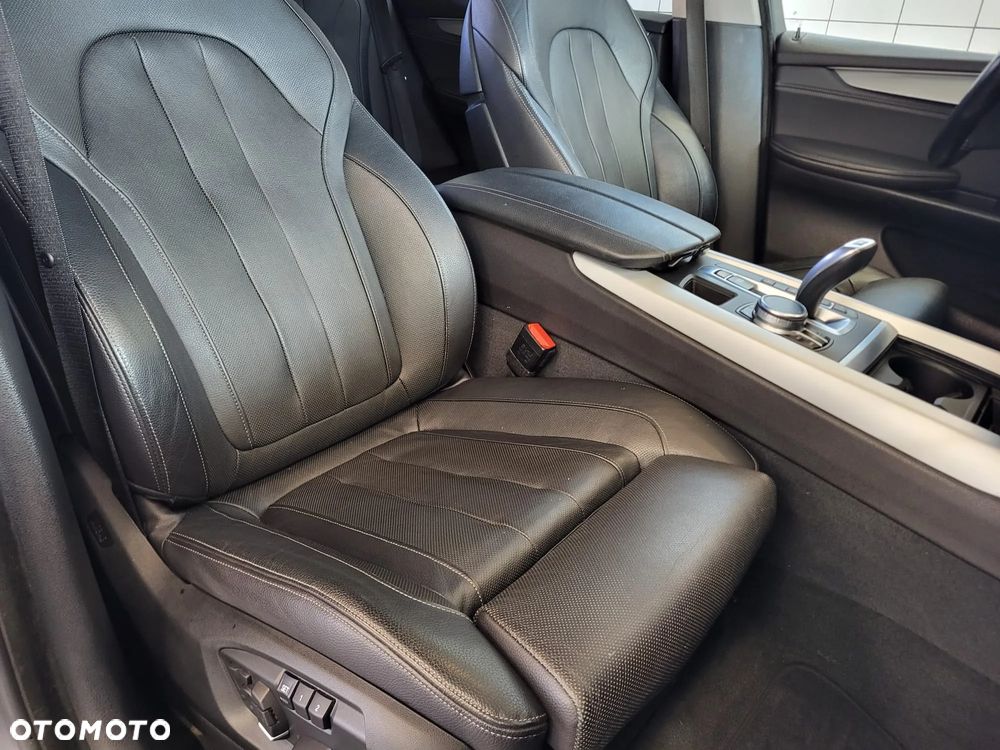 BMW X5 xDrive25d - 17