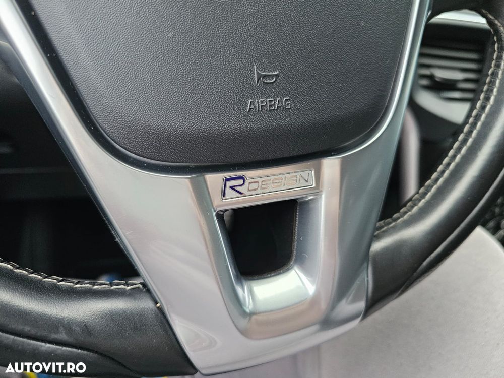 VOLVO V40 2019 — imagine 19