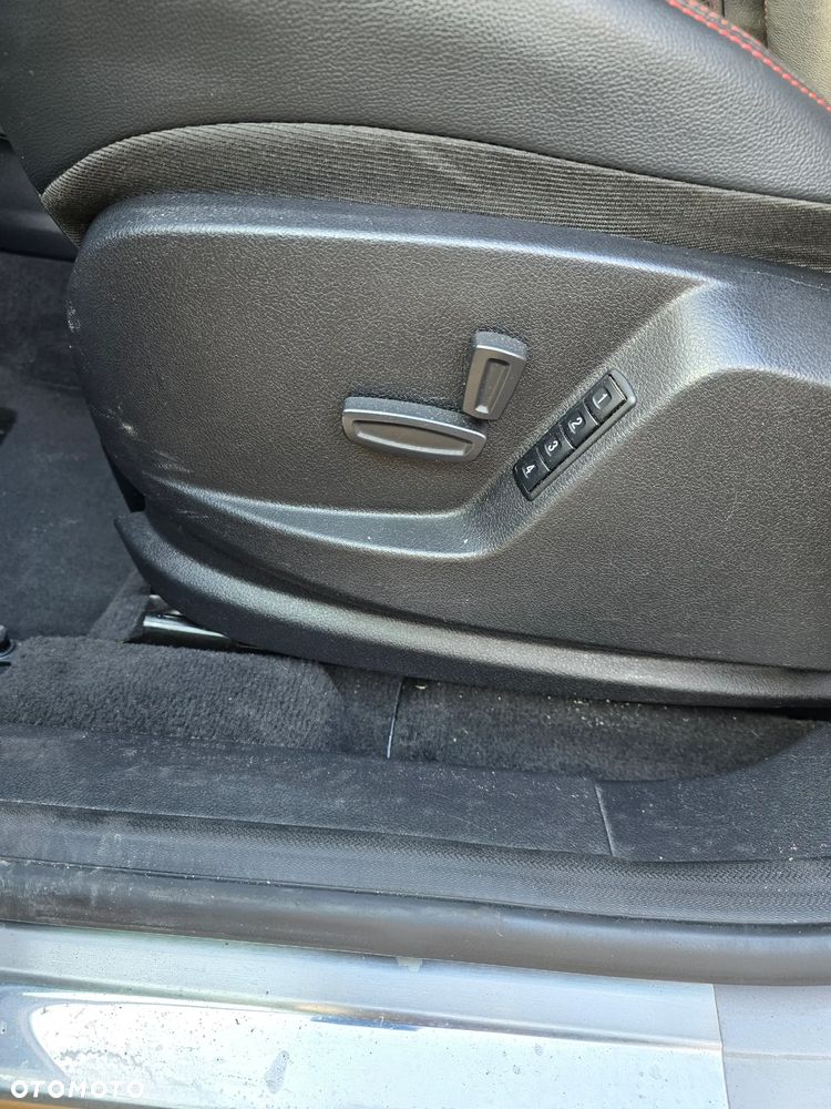 Ford S-Max - 7