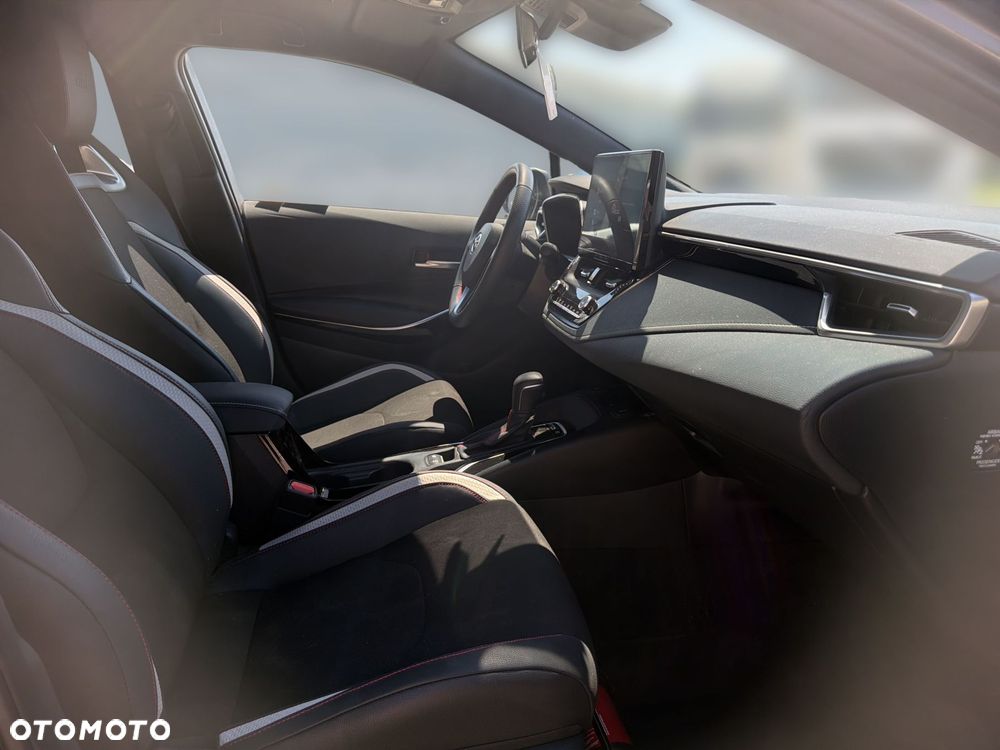 Toyota Corolla 1.8 Hybrid GR Sport Dynamic - 9